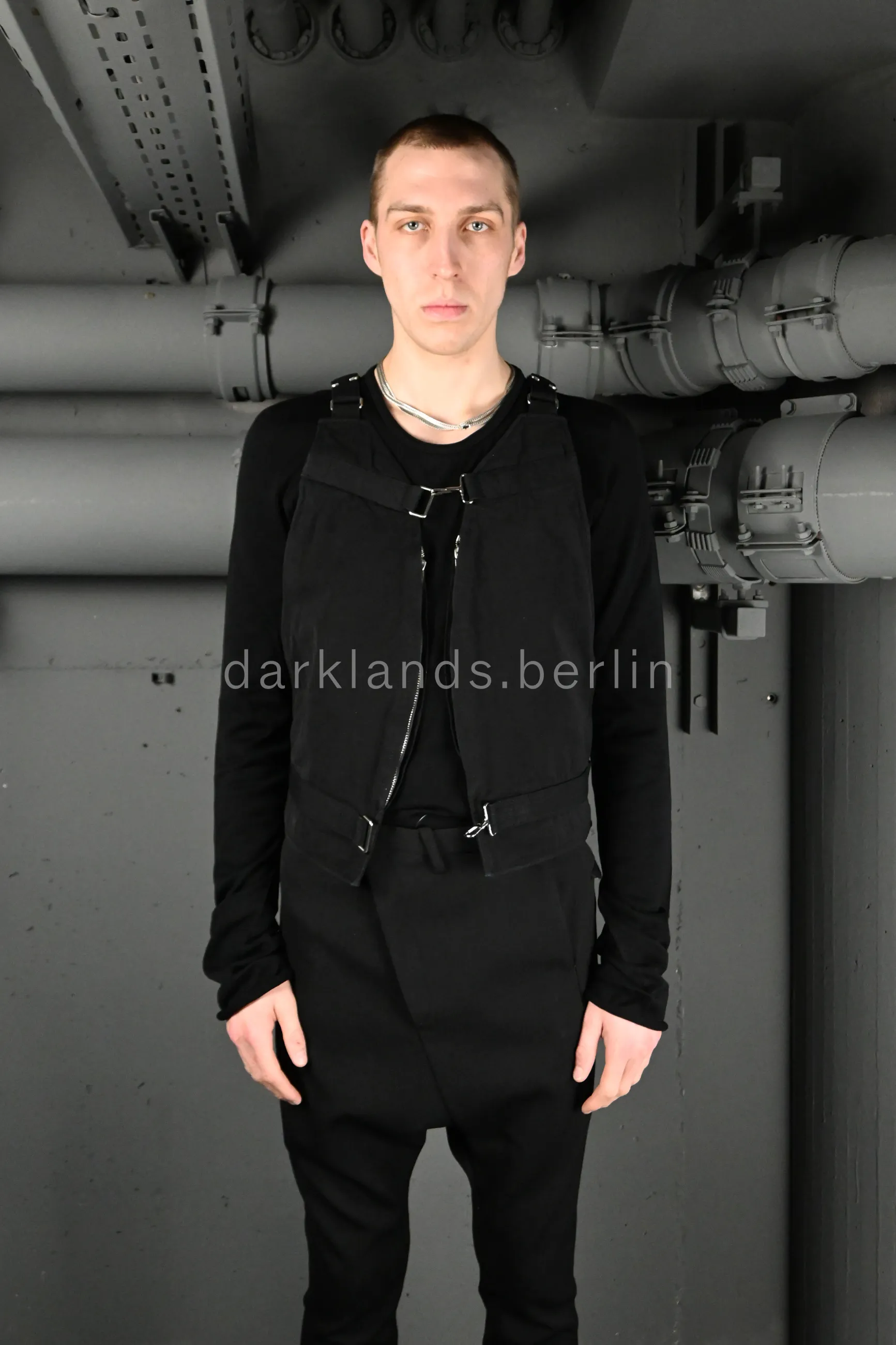 Object Dyed Self-Edge Tailored Vest Bag | Carol Christian Poell | .03