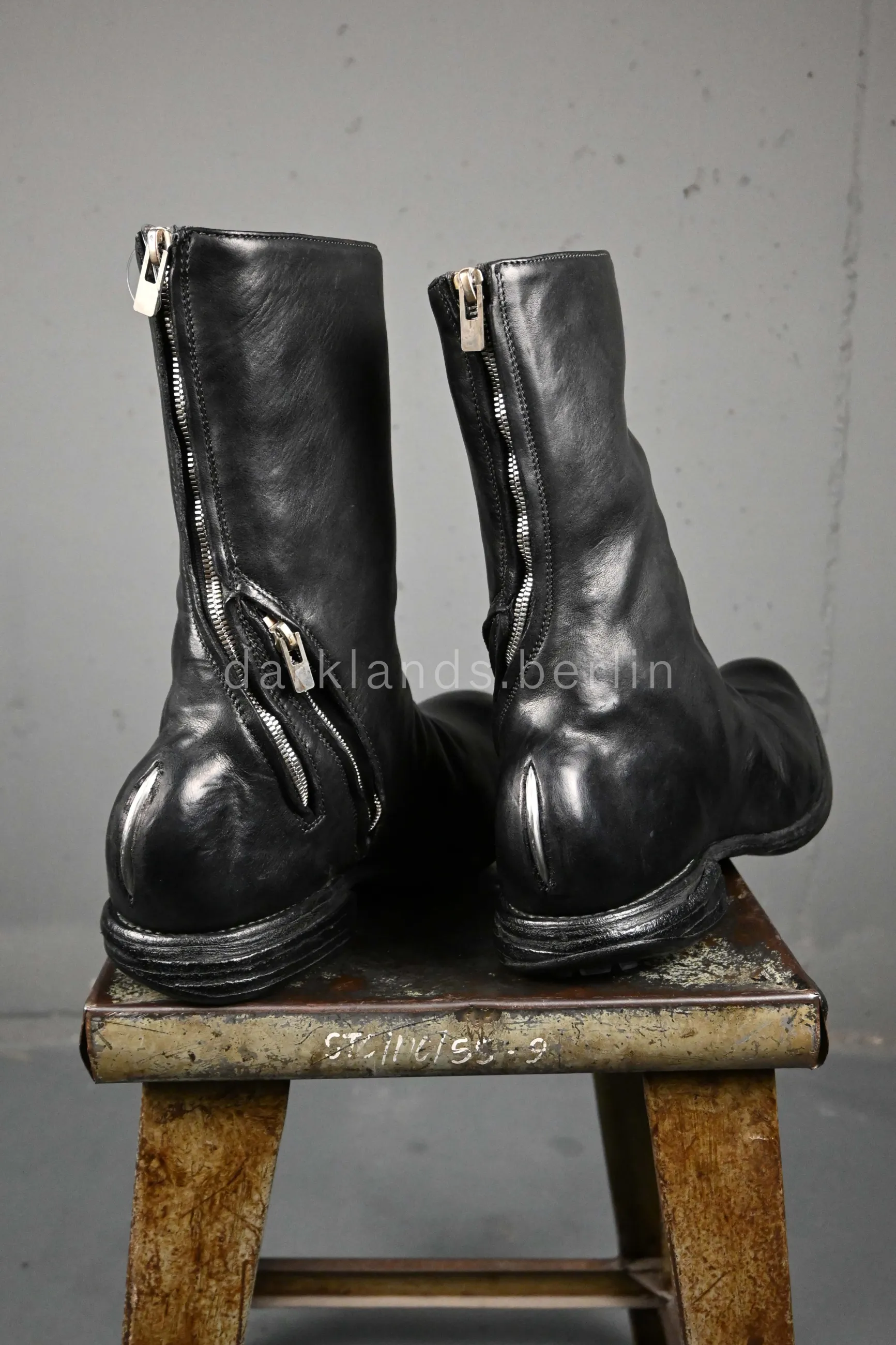 Object Dyed Goodyear Prosthetic Spur Biter Crimp Front Boots 