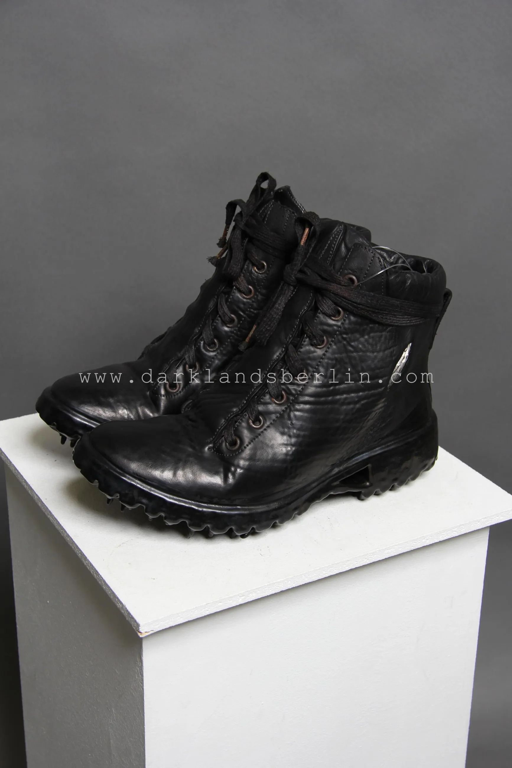 O.D. One-piece, Prosthetic Ankle Drip Rubber Work Boots (w 